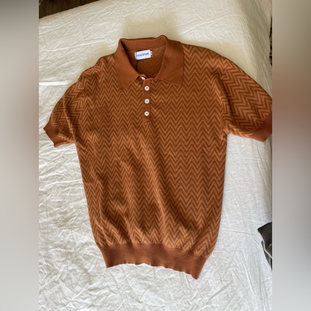 MEN'S LIGHT BROWN HERRINGBONE FINE GAUGE KNITTED POLO